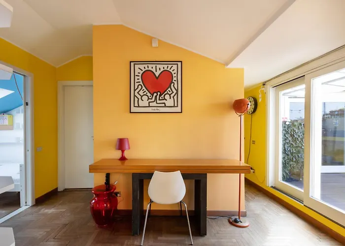 Two Bedroom Last Floor Sarpi - Mirable Pm * Μιλάνο